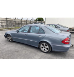 Porte avant droit MERCEDES CLASSE E 211