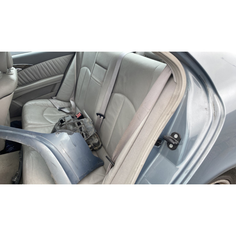 Porte avant droit MERCEDES CLASSE E 211 Photo n°20