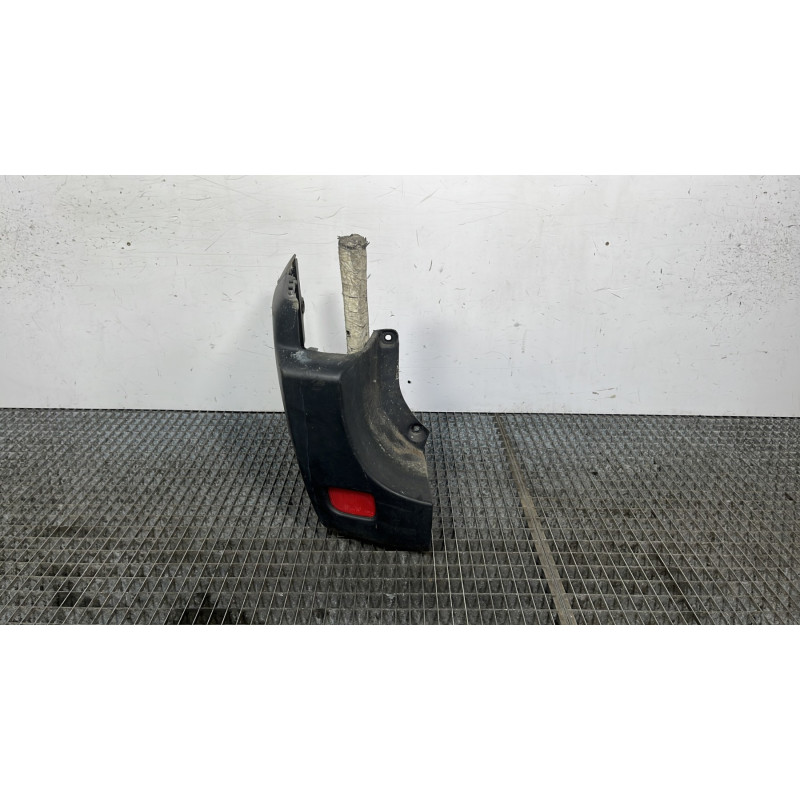 Crosse arriere gauche RENAULT MASTER 3 Photo n°2