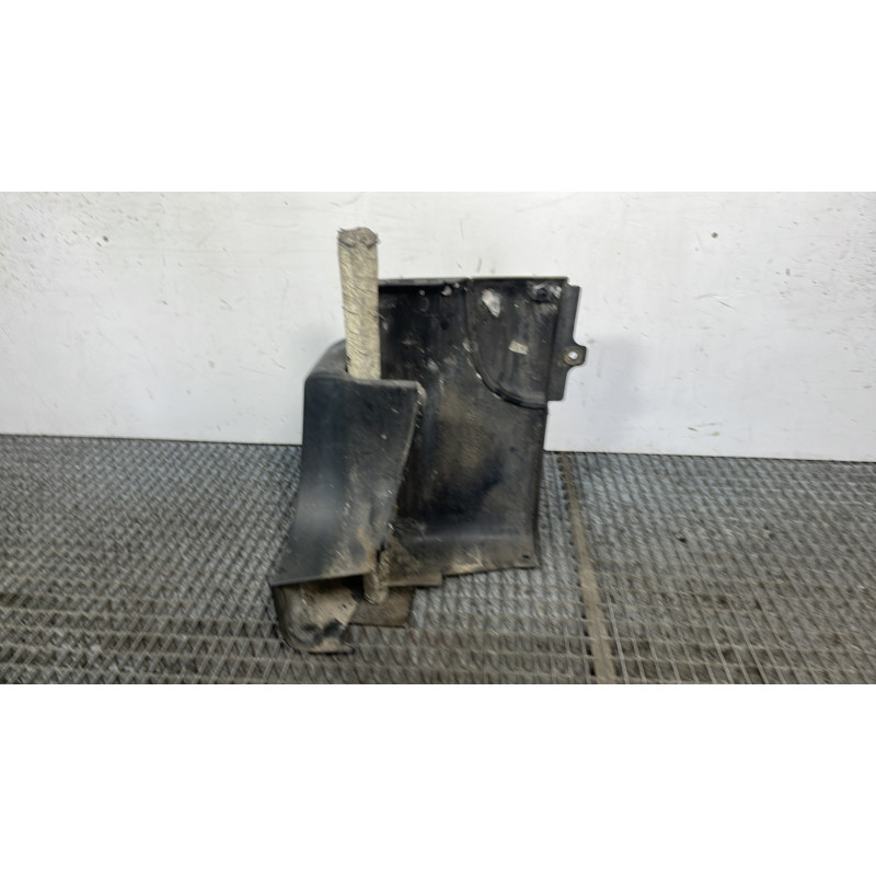 Crosse arriere gauche RENAULT MASTER 3 Photo n°3