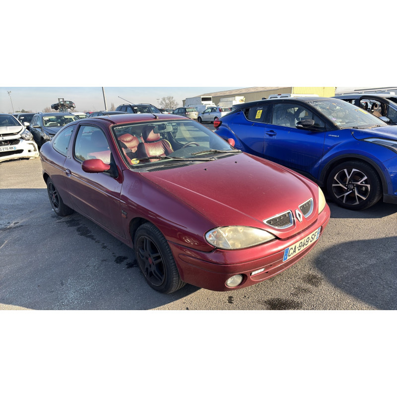 Vase de lave glace RENAULT MEGANE 1 Photo n°7
