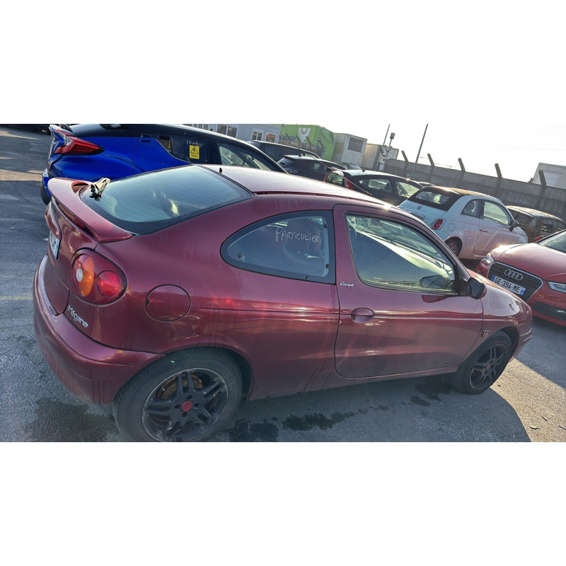 Vase de lave glace RENAULT MEGANE 1 Photo n°11
