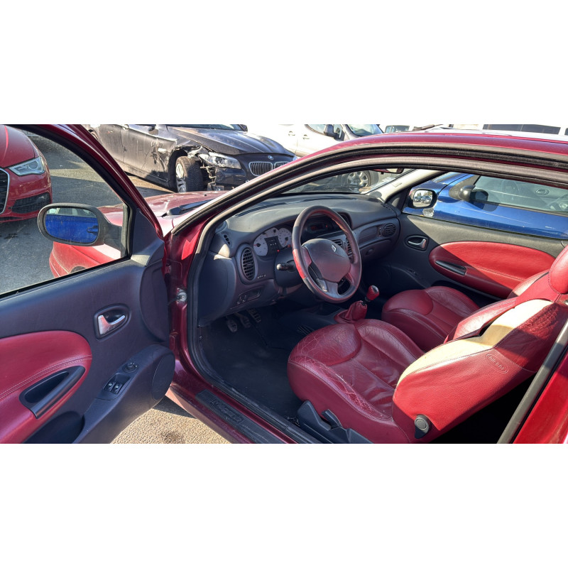 Vase de lave glace RENAULT MEGANE 1 Photo n°16