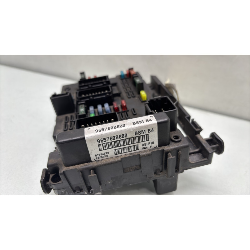 Boitier servitude moteur (BSM) PEUGEOT 206 Photo n°2