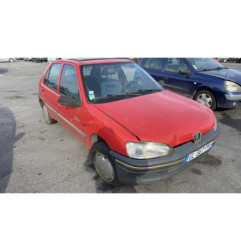 Retroviseur droit PEUGEOT 106