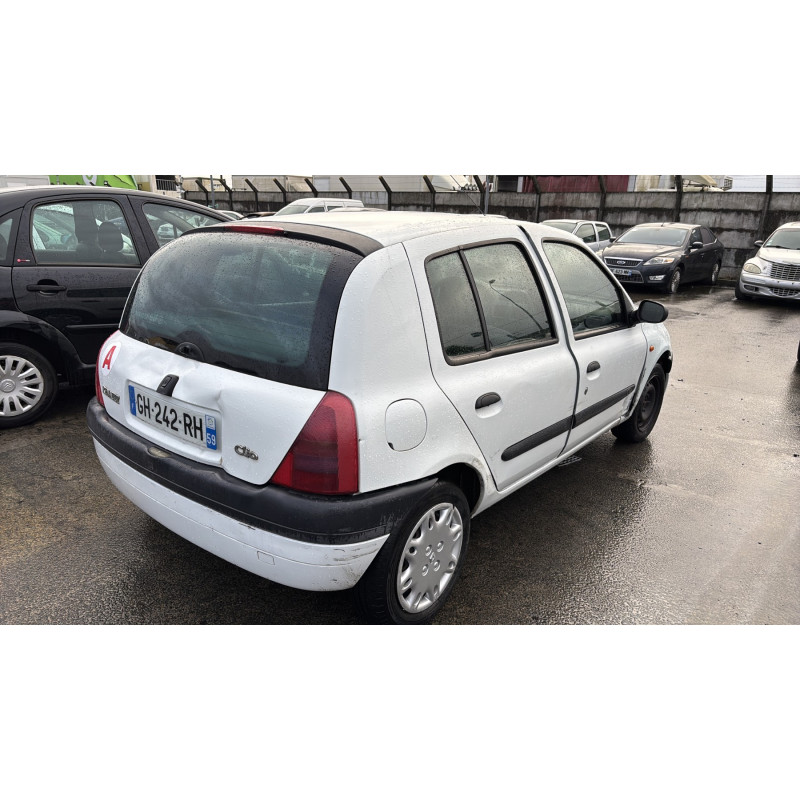 Pompe de direction RENAULT CLIO 2 Photo n°6