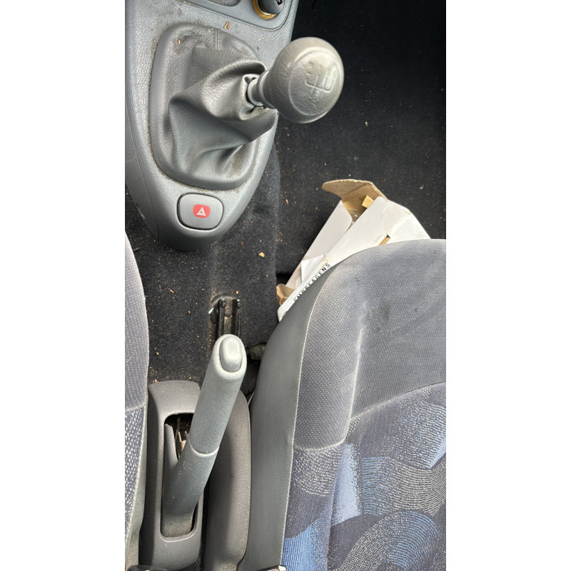 Pompe de direction RENAULT CLIO 2 Photo n°19