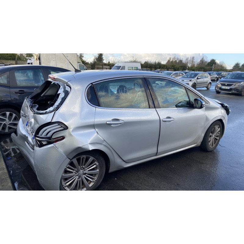 Poignee porte arriere gauche PEUGEOT 208 1 Photo n°9