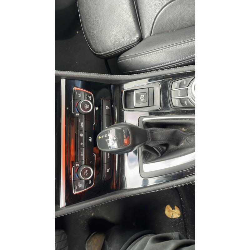 Bouton de warning BMW SERIE 2 F45 ACTIVE Photo n°18
