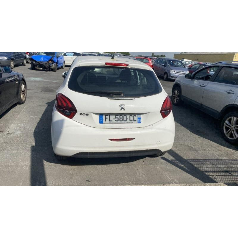 Anti brouillard gauche (feux) PEUGEOT 208 1 Photo n°10