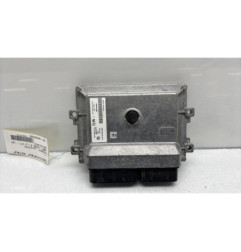 Calculateur moteur PEUGEOT 208 1 Photo n°1