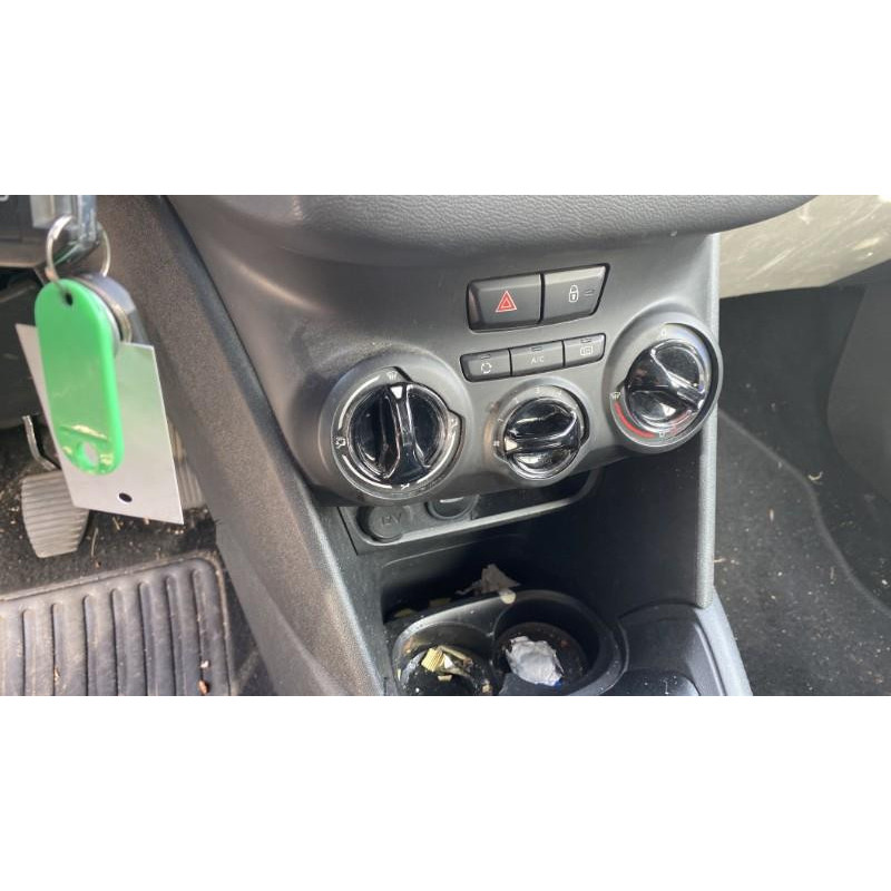 Calculateur moteur PEUGEOT 208 1 Photo n°4