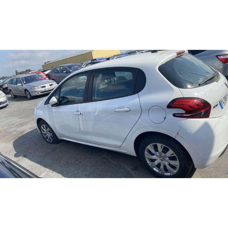 Calculateur moteur PEUGEOT 208 1 Photo n°11