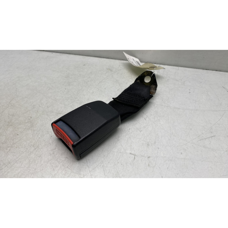 Attache ceinture arriere gauche RENAULT SUPER 5 Photo n°2