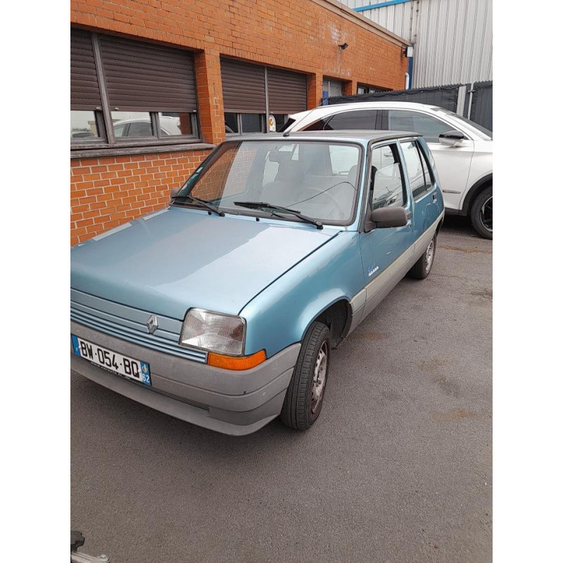 Attache ceinture arriere gauche RENAULT SUPER 5 Photo n°9