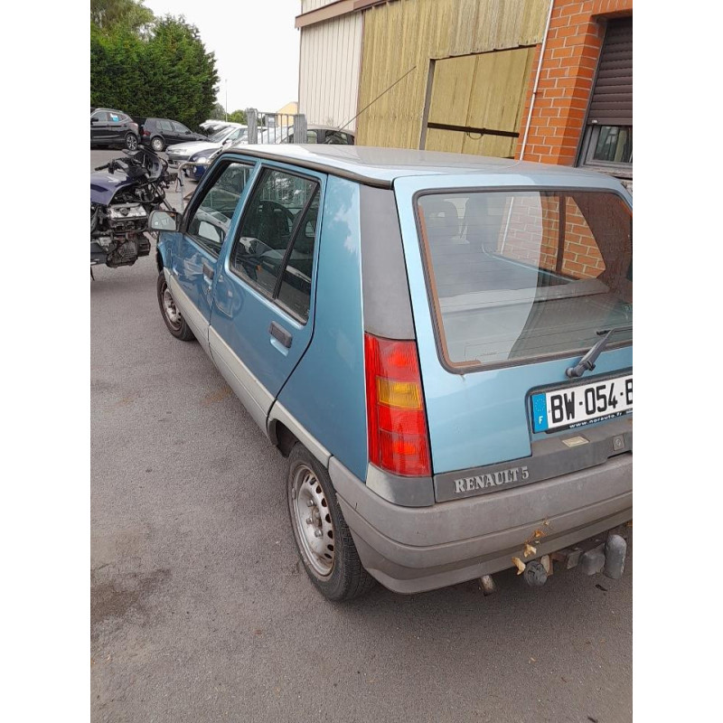 Attache ceinture arriere gauche RENAULT SUPER 5 Photo n°11