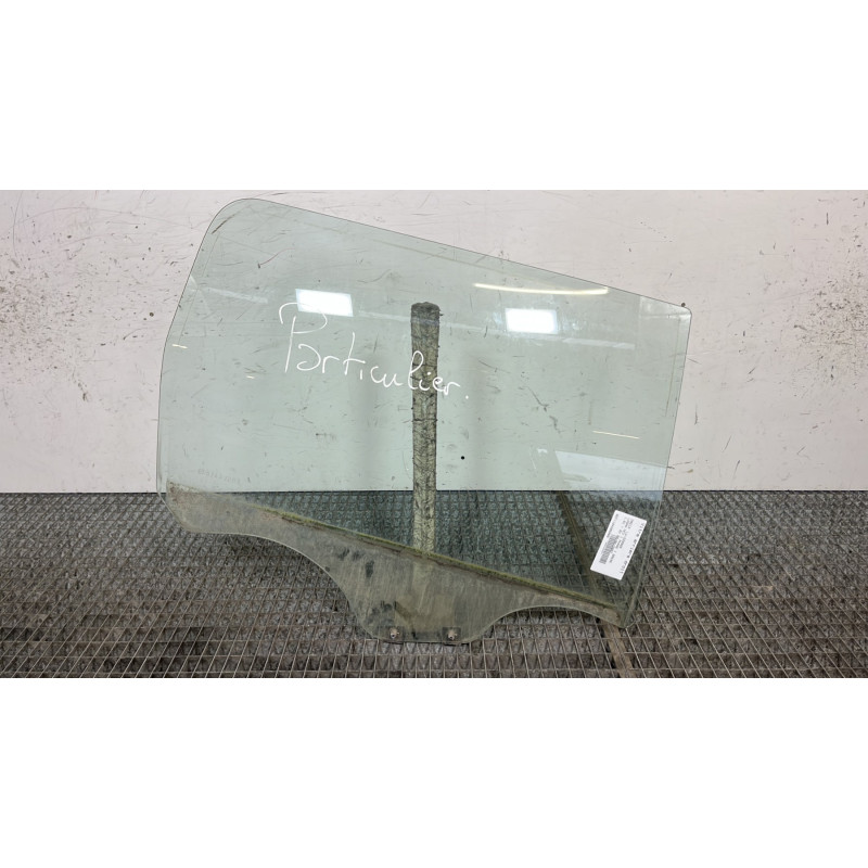 Vitre arriere droit DACIA LOGAN MCV 1 Photo n°1