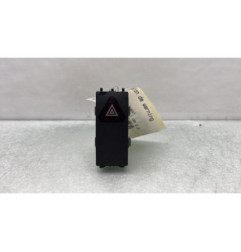 Bouton de warning MERCEDES CLASSE C 204