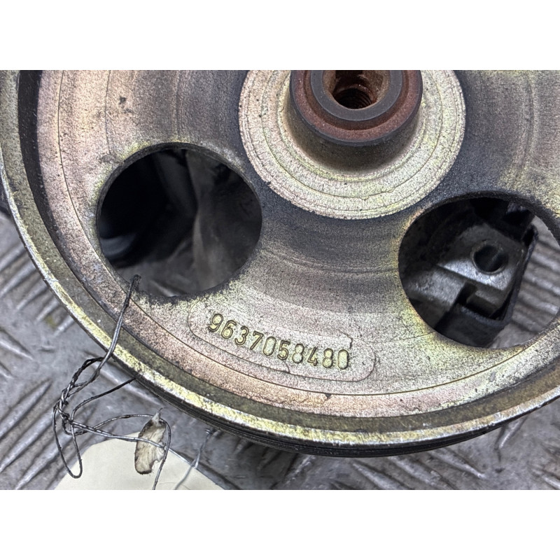 Pompe de direction CITROEN XSARA Photo n°1