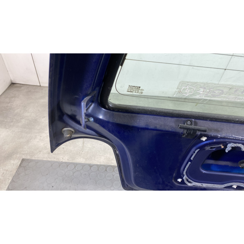Malle/Hayon arriere RENAULT TWINGO 1 Photo n°10
