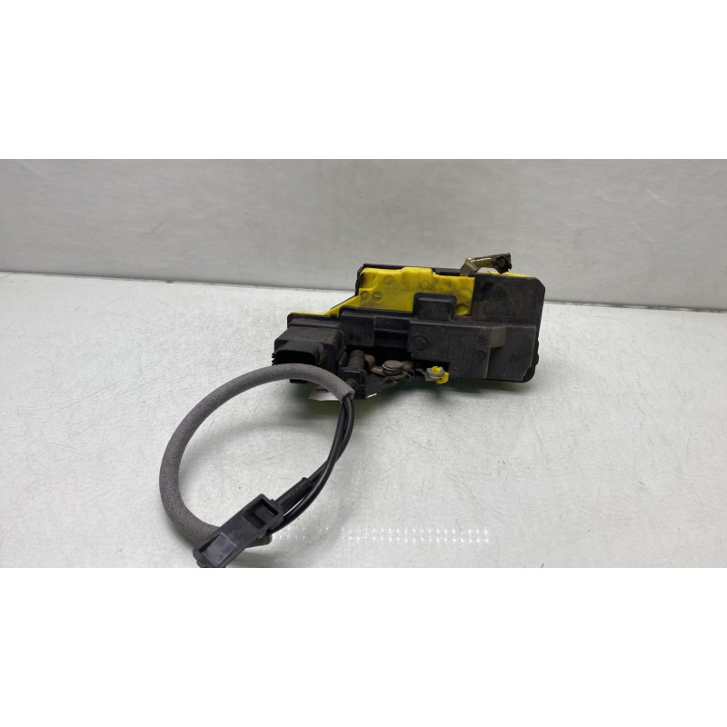 Serrure arriere droit VOLVO V 70 1 Photo n°2
