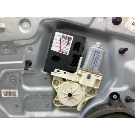 Leve vitre electrique avant gauche VOLVO S 40 2 Photo n°1