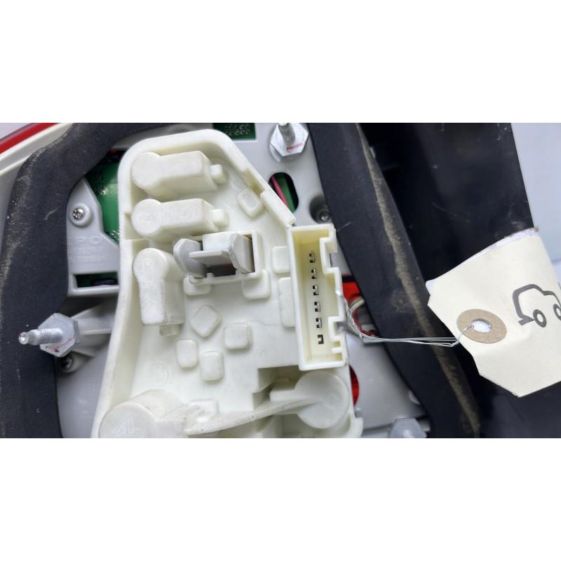 Feu arriere principal droit (feux) BMW SERIE 3 E90 Photo n°4
