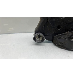 Serrure avant droit TOYOTA YARIS 2