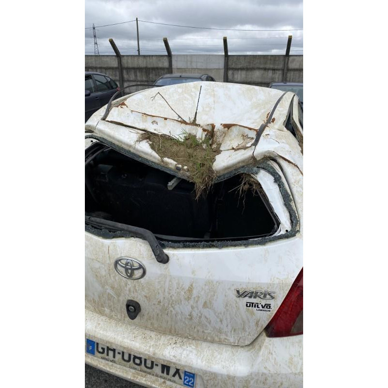 Serrure avant droit TOYOTA YARIS 2 Photo n°13