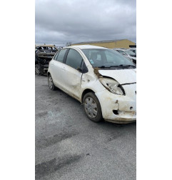 Serrure avant droit TOYOTA YARIS 2
