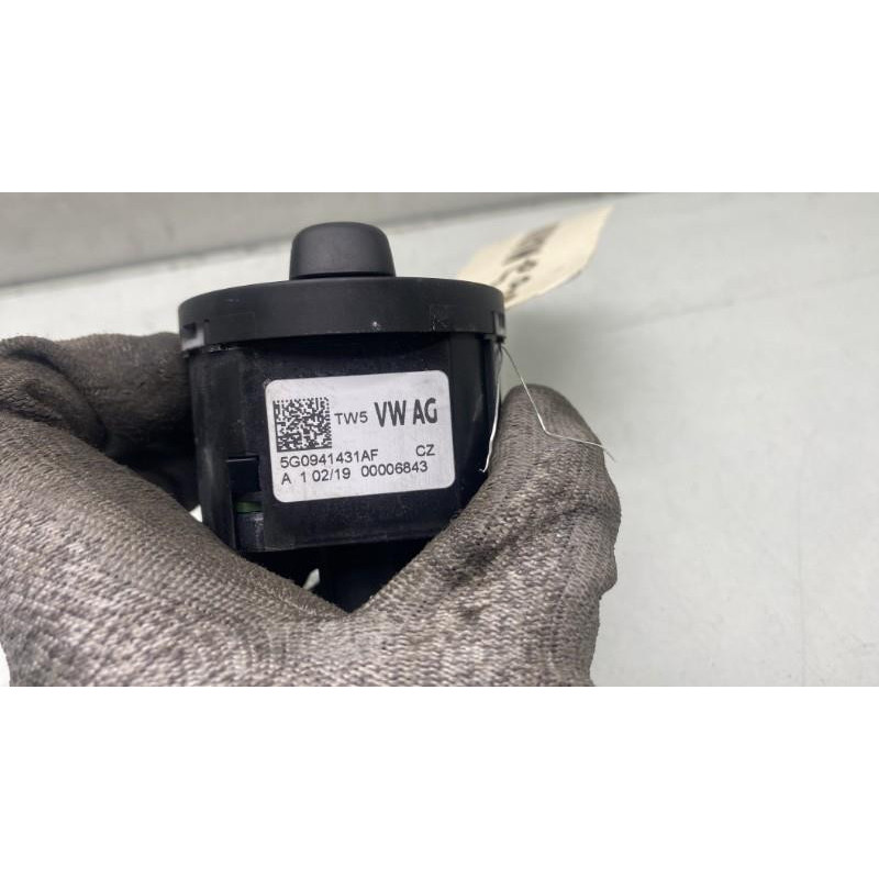 Commande de phare SEAT ARONA Photo n°3