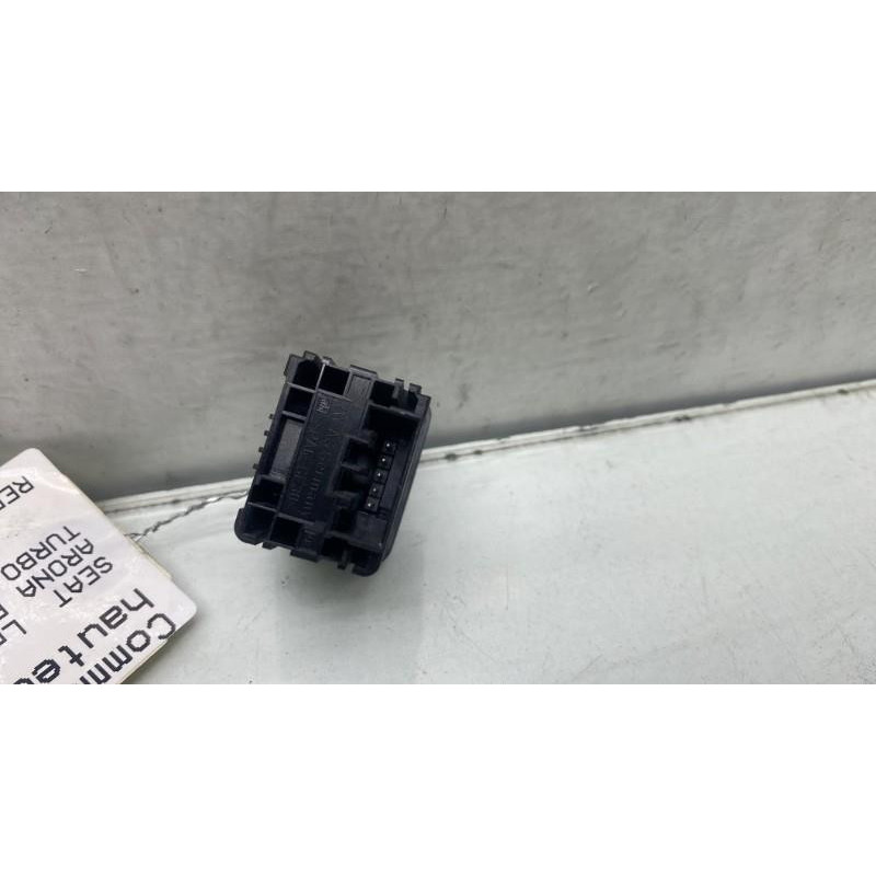 Commande de reglage hauteur de phare SEAT ARONA Photo n°2