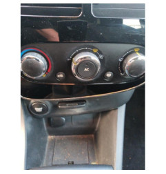Retroviseur gauche RENAULT CLIO 4