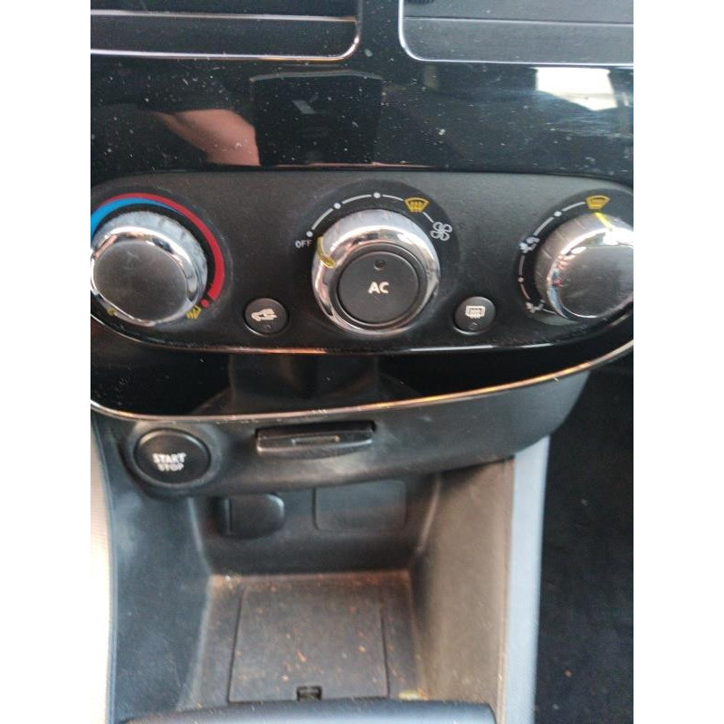 Retroviseur gauche RENAULT CLIO 4 Photo n°17
