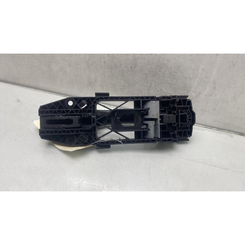 Poignee porte arriere gauche SEAT ARONA Photo n°3