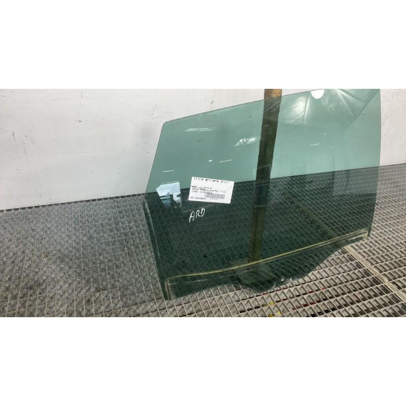 Vitre arriere droit SEAT ARONA Photo n°1