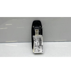 Interrupteur de leve vitre avant droit PEUGEOT 2008 1