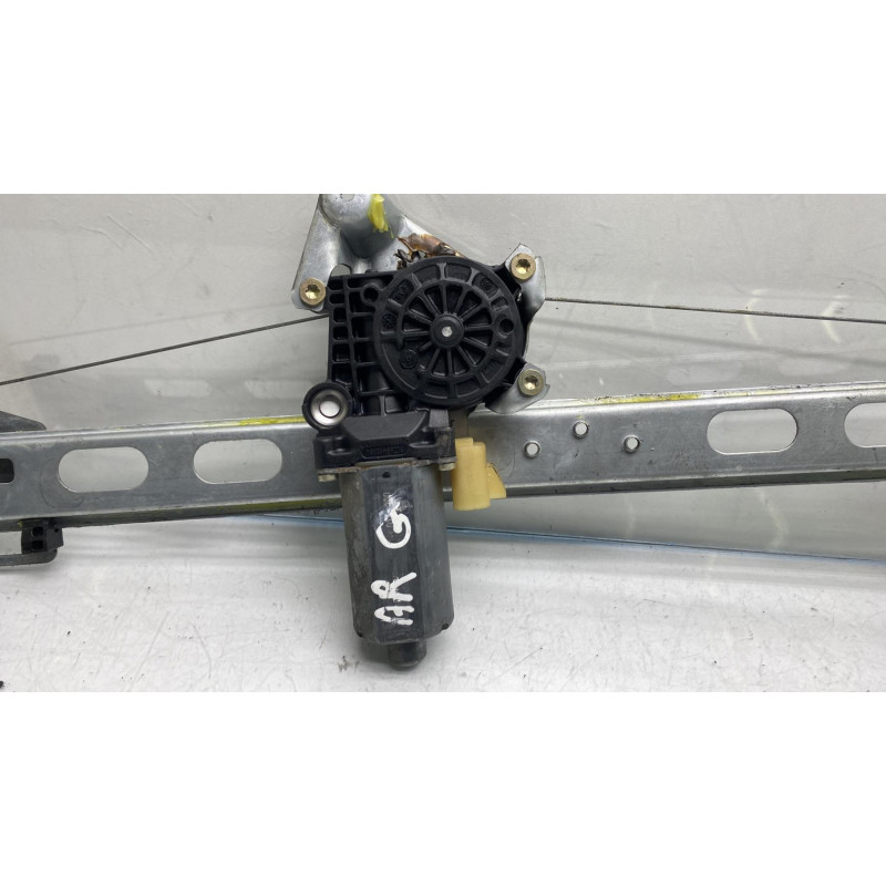 Leve vitre electrique arriere gauche MERCEDES CLASSE M 163 Photo n°5