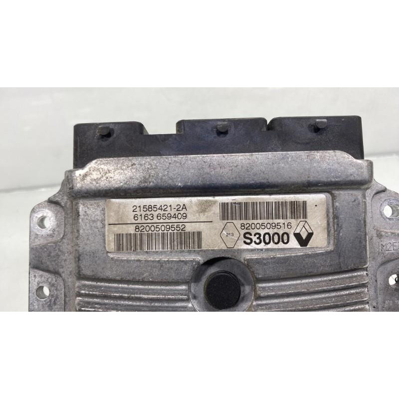 Calculateur moteur RENAULT SCENIC 2 Photo n°2
