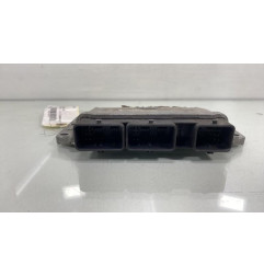 Calculateur moteur RENAULT SCENIC 2