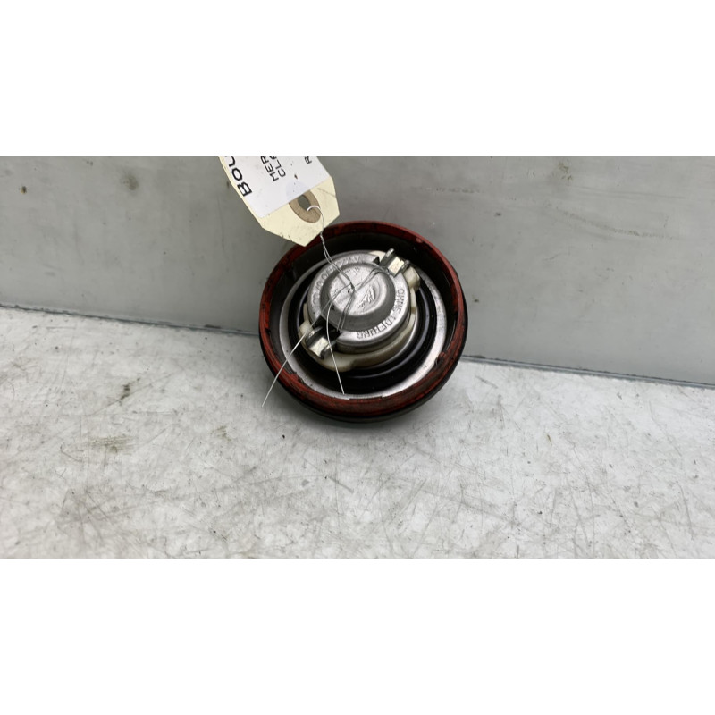 Bouchon de carburant MERCEDES CLASSE C 204 Photo n°1
