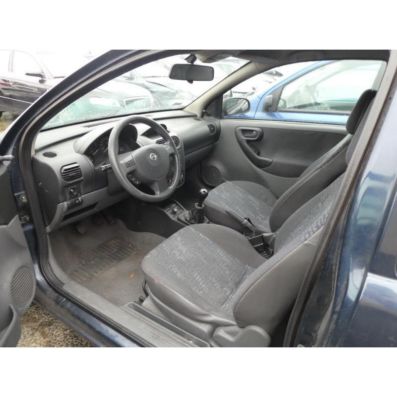 Feu arriere principal gauche (feux) OPEL CORSA C Photo n°9