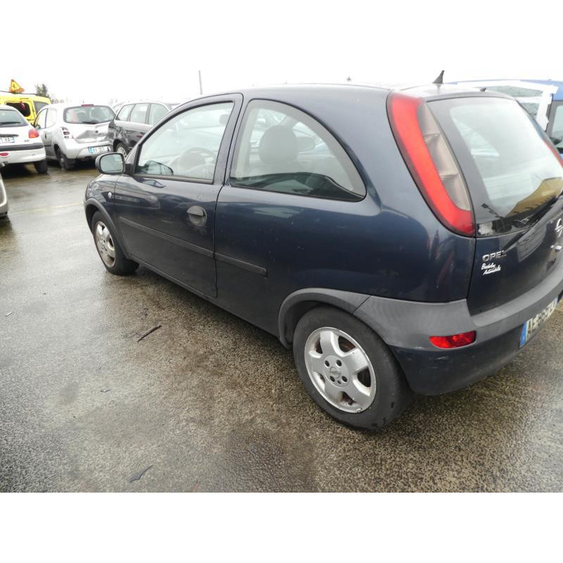 Feu arriere principal gauche (feux) OPEL CORSA C Photo n°12