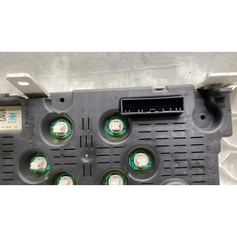 Compteur RENAULT MODUS Photo n°2