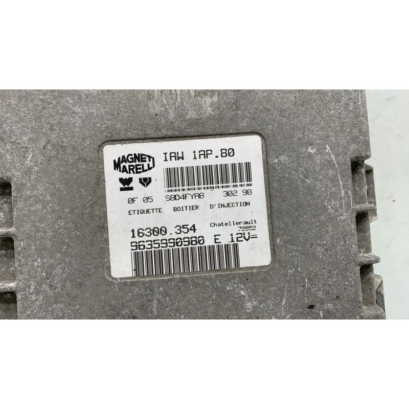 Calculateur moteur PEUGEOT 206 Photo n°2