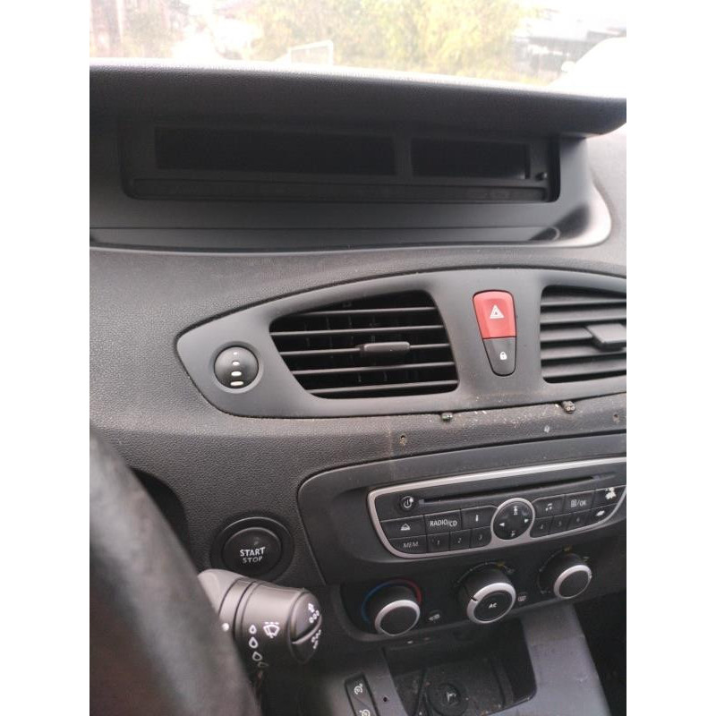 Aile avant droit RENAULT SCENIC 3 Photo n°8