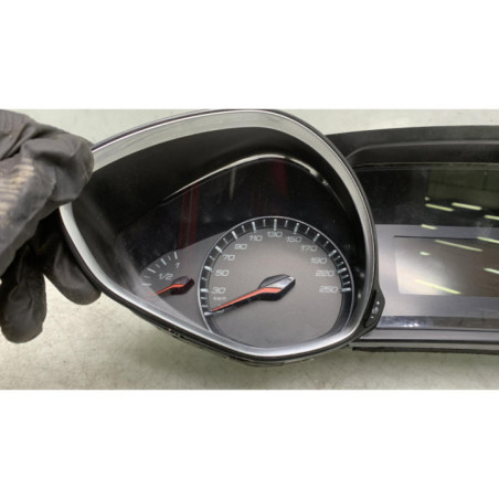 Compteur PEUGEOT 308 2 Photo n°1