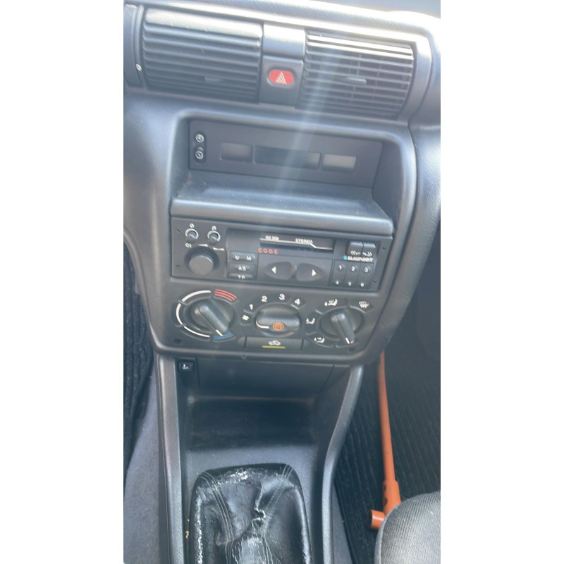 Retroviseur droit OPEL ASTRA F Photo n°10