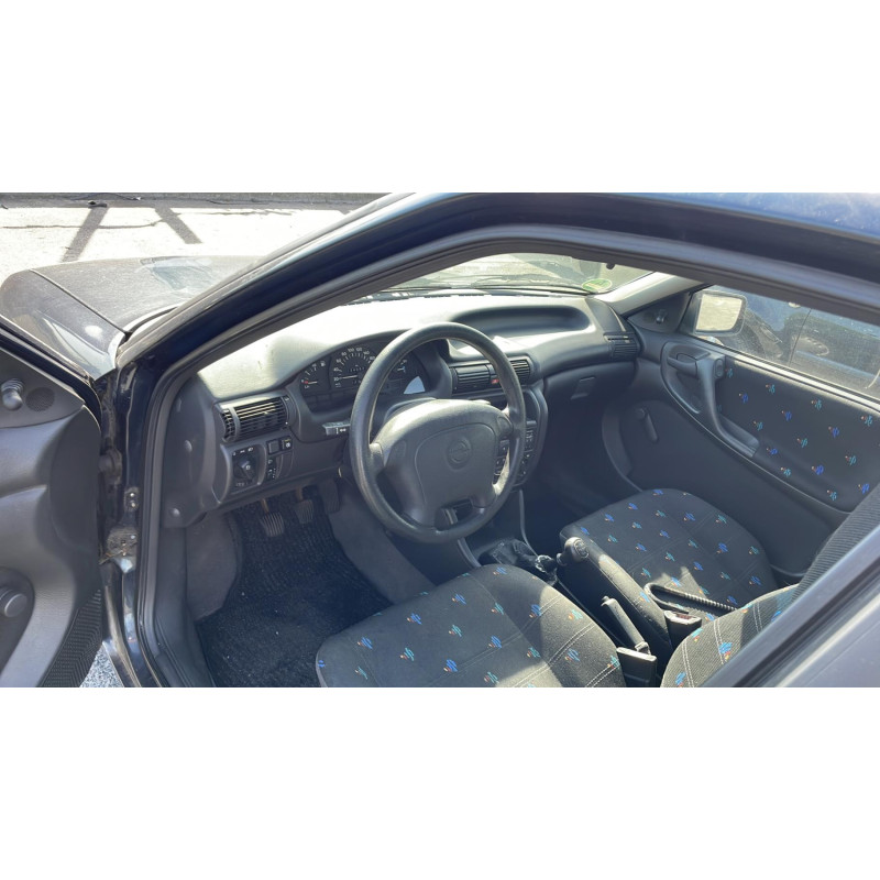 Retroviseur droit OPEL ASTRA F Photo n°13