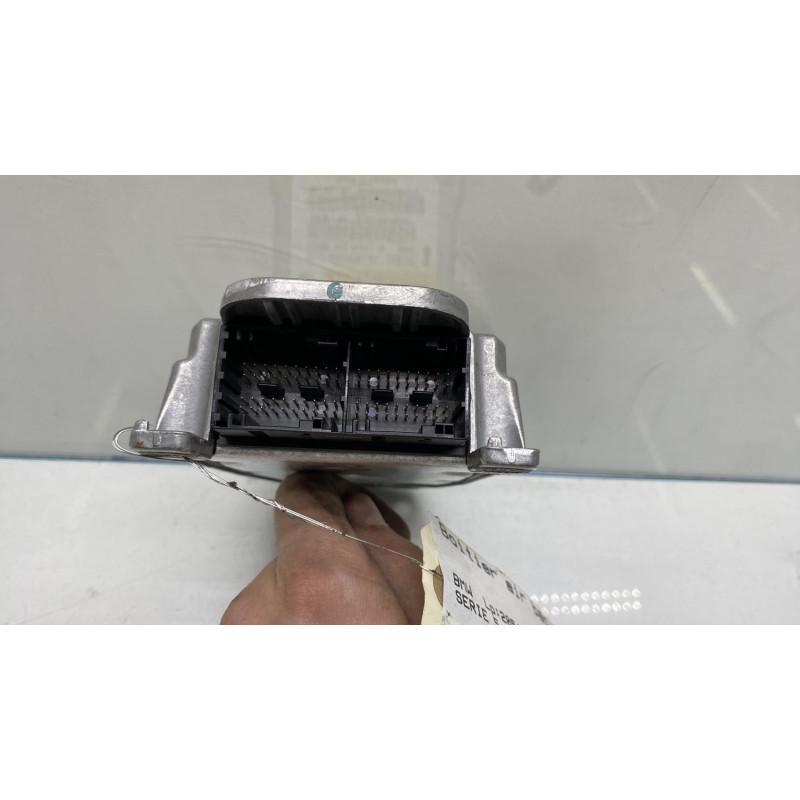 Boitier air bag BMW SERIE 5 E60 Photo n°4
